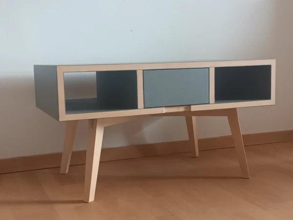 Couchtisch aus Ahorn mit grauem Linoleum