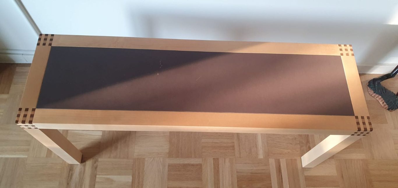 Sitzbank Sitzbank mit pfiffiger Ecklösung und Linoleum